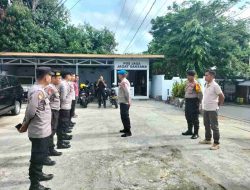Jamin Kelancaran Seluruh Tahapan Pemilu, Personel Polres Majene Jaga Kantor KPU dan Bawaslu Majene