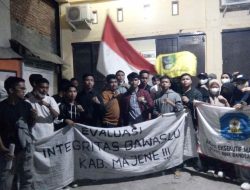 Diduga Nama AST ARIS Terseret, Kantor Bawaslu Majene Hebo