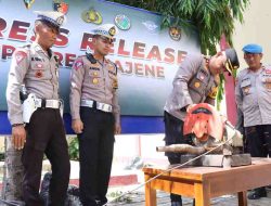 30 Knalpot Brong Dimusnahkan Satlantas Polres Majene