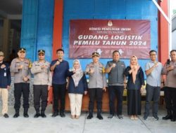 Kapolres Majene dampingi Karo Ops Polda Sulbar Pantau dan Cek Gudang Logistik di Majene