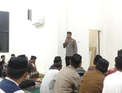 Pererat Tali Silaturrahmi Dengan Warga, Polres Majene Gelar Safari Ramadhan di Masjid Nurul Mudzakkirin