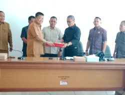 Timsel Komisi Informasi Serahkan Hasil Seleksi ke Komisi 1 DPRD Sulbar