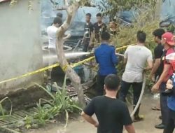BreakingNews: Kebakaran Tak Jauh dari Kantor Kejari Polman, 4 Rumah Hangus Terbakar