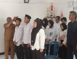 10 Aparat Desa Tanambuah Sampaga Dilantik