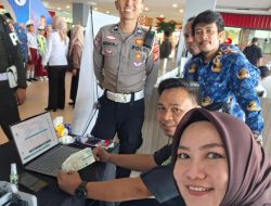 Layanan Samkel UPTD Pelayanan Pajak Mamuju Merapat ke Publik, Edukasi Pajak dan Keselamatan Lalu Lintas Menggema di Mall Matos Mamuju