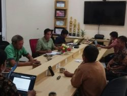 UPTD Pelayanan Pajak Mamasa dan Bapenda Mamasa Sinergikan Penataan Kendaraan Dinas, Dorong Optimalisasi Pajak Daerah