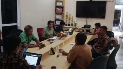 UPTD Pelayanan Pajak Mamasa dan Bapenda Mamasa Sinergikan Penataan Kendaraan Dinas, Dorong Optimalisasi Pajak Daerah